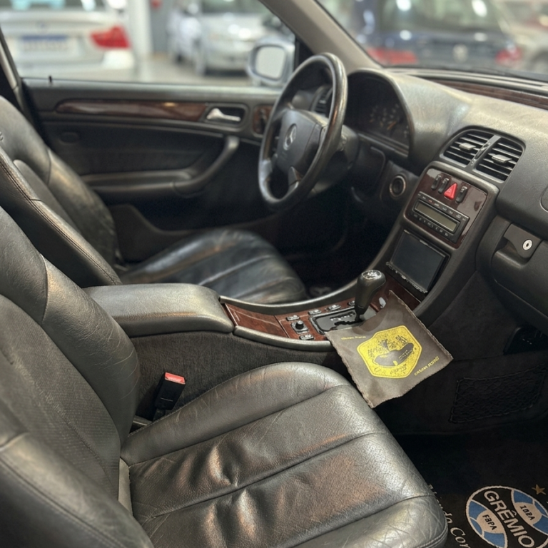 Mercedes CLK 320 Black Flag (8)