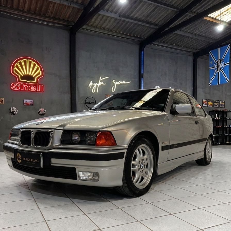 BMW 323ti Compact 1998 disponível na Black Flag Veículos Clássicos